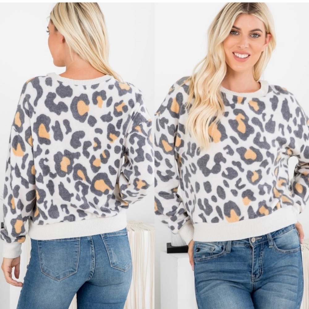 Super soft cheetah print sweater - Picture 1 of 3